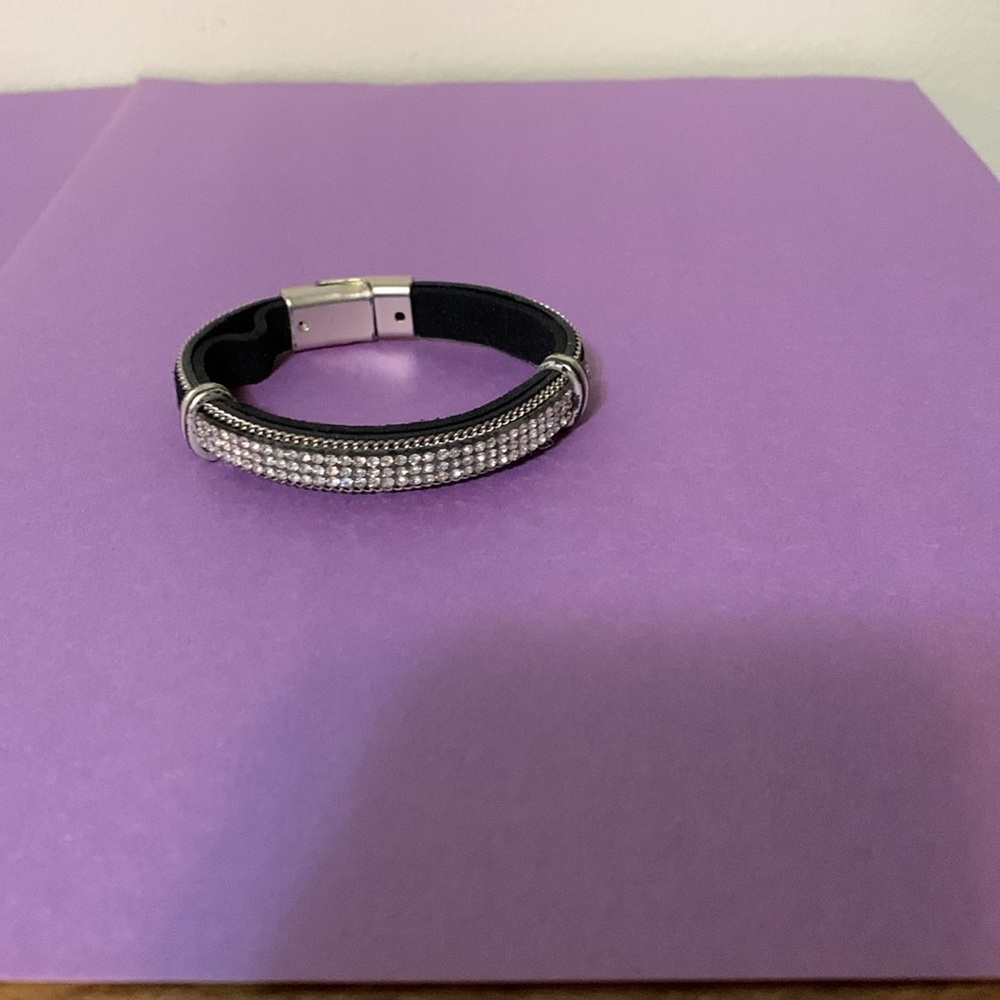 Beautiful sparkly bracelet - Picture 6 of 6